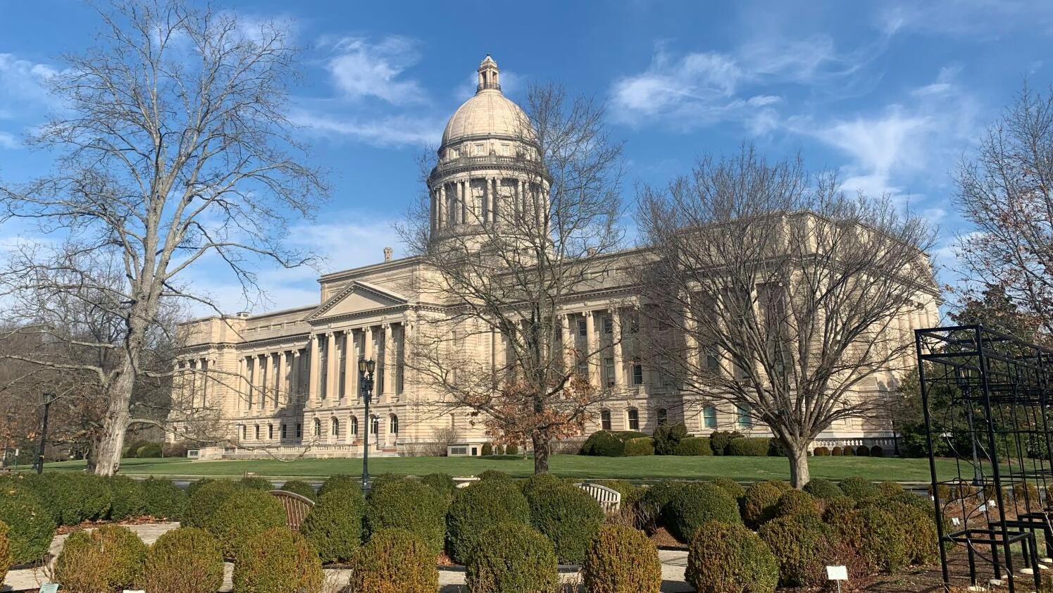 Legislature overrides Gov. Beshear's veto of omnibus education bill on curriculum, principal hiring, JCPS